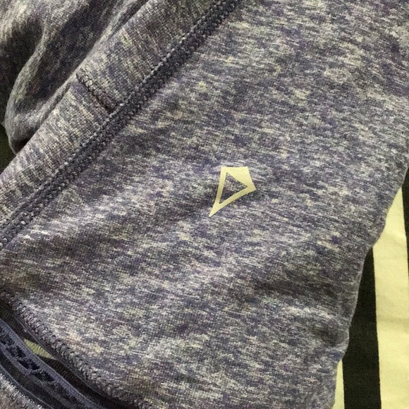 ivivva wrap jacket/ sweatshirt from lululmeon - Picture 5 of 5